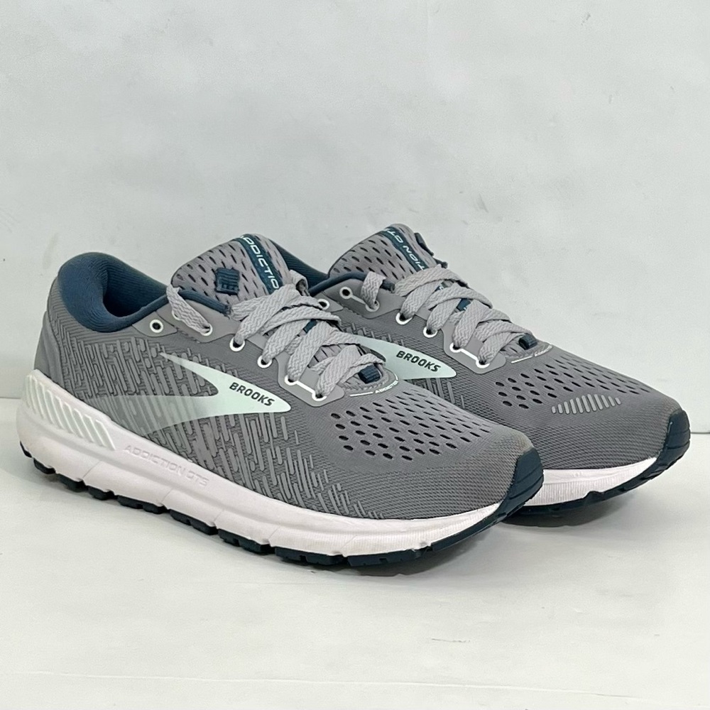 Brooks Women’s Addiction GTS 15 Running Shoes - Picture 3 of 8